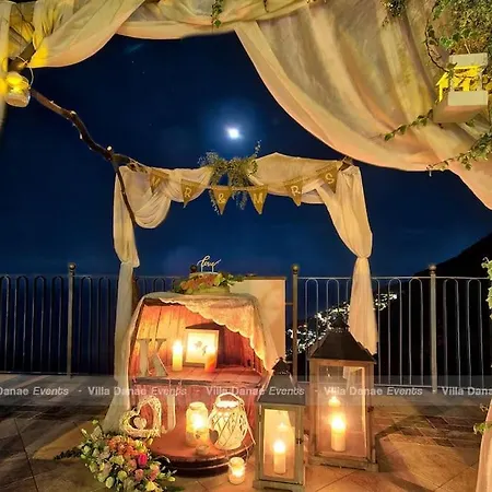 Penelope, Exclusive Venue
