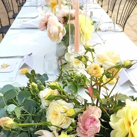 Penelope, Exclusive Venue